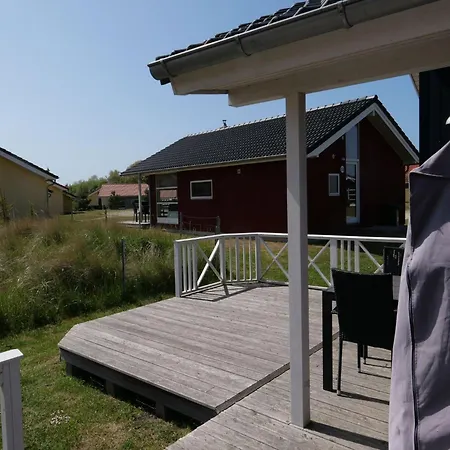 Schoenes Spa-haus Mit Strandstuhl Großenbrode