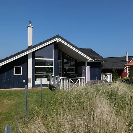 Schoenes Spa-haus Mit Strandstuhl アパート